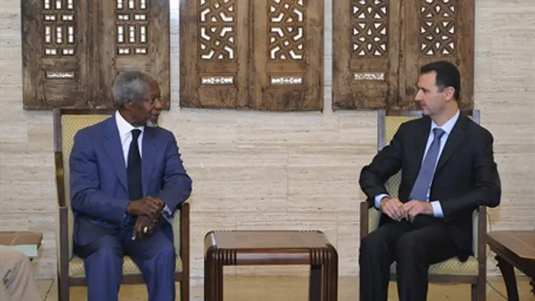 UN envoy Kofi Annan and Syrian President Bash