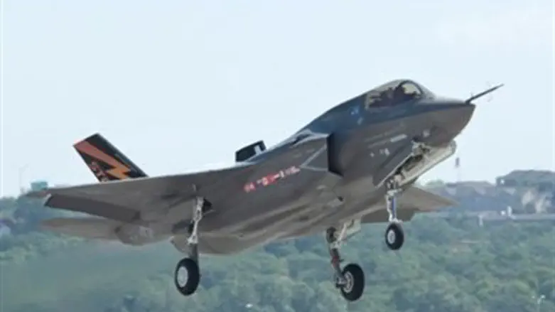 A Joint Strike Fighter short take-off and ver