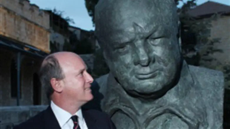 Churchill's grandson next to bust