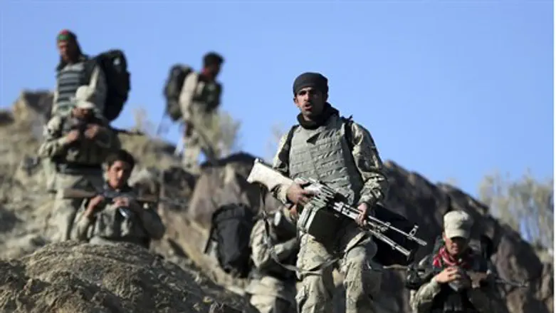 Afghan border policemen