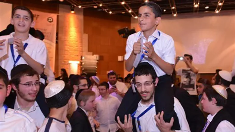 Colel Chabad's Special Bar Mitzvah
