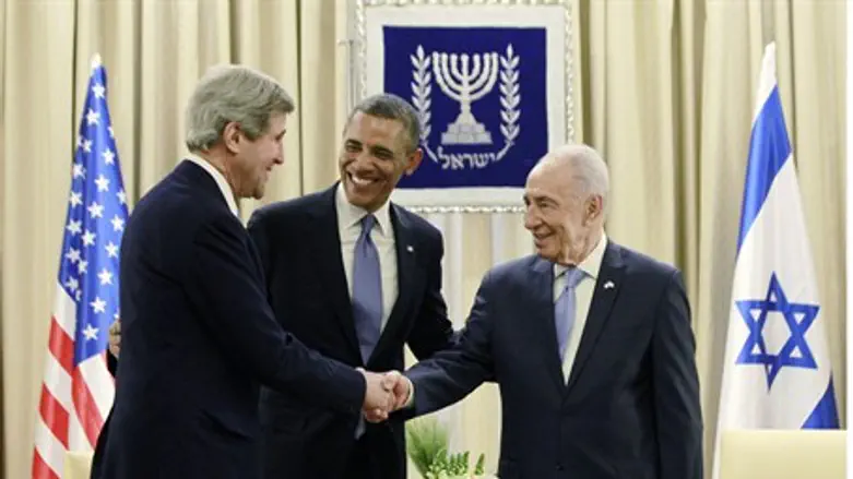 Meeting between John Kerry, President Obama a
