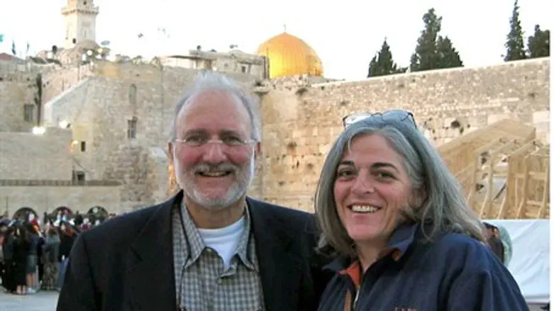 U.S. aid contractor Alan Gross and his wife J