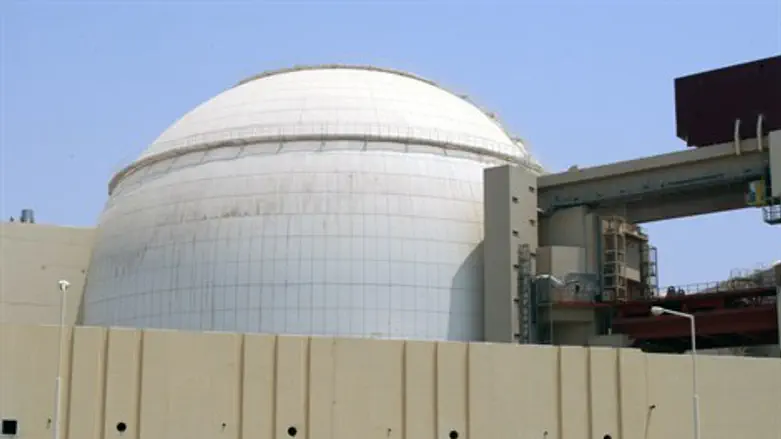 הכור הגרעיני בבושהר, איראן