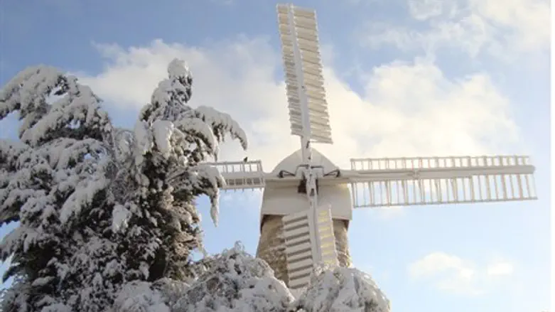 Snow in Jerusalem - Montefiore's Windmill