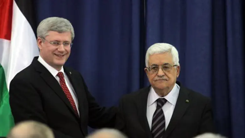Canadian PM Stephen Harper meets PA Chairman 