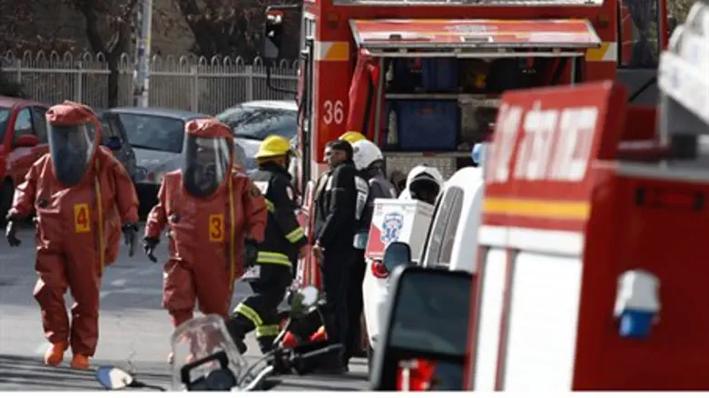 Fire brigade, medics at Jerusalem poisoning s