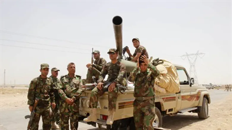 Kurdish fighters deploy outside Kirkuk in bid