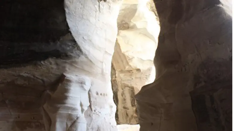 Beit Guvrin caves