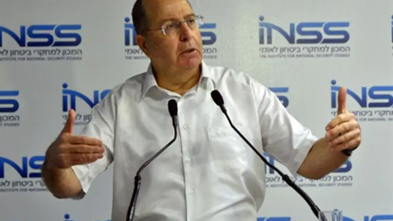 Defense Minister Moshe Ya'alon