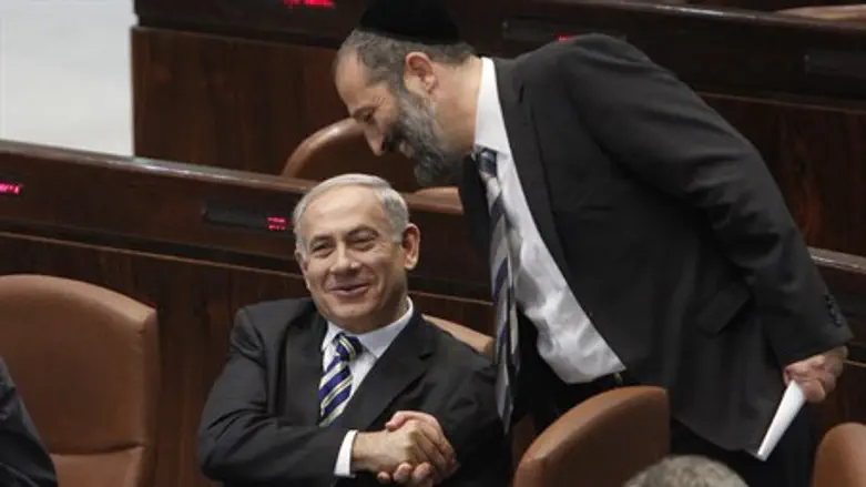 Binyamin Netanyahu with Shas head Aryeh Deri