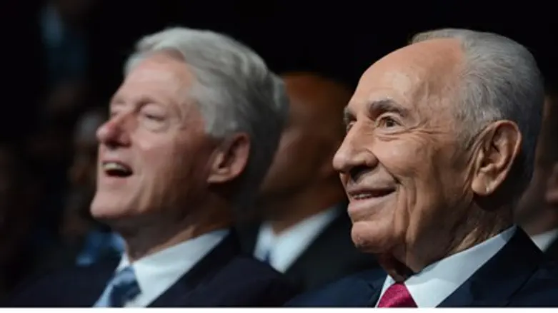 Shimon Peres, Bill Clinton