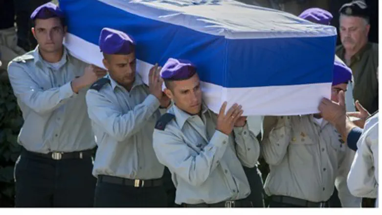 Funeral of Major Yochai Kalengel hy''d (illustration)