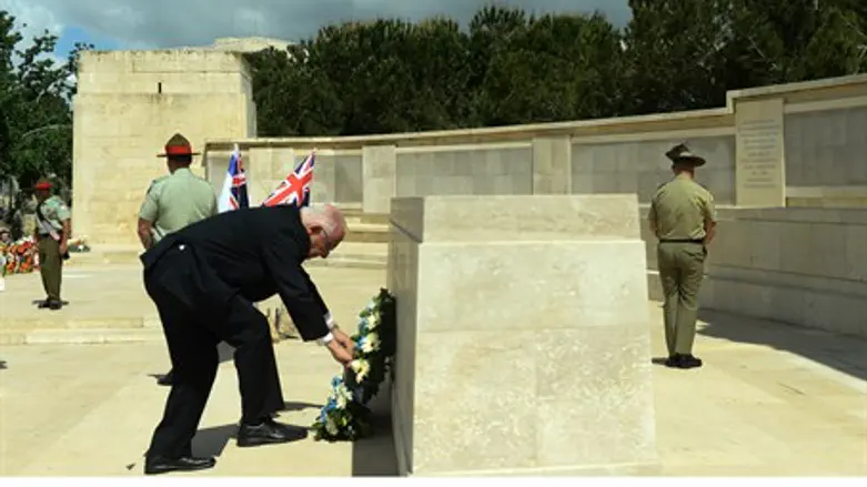 Rivlin lays wreath at ANZAC memorial
