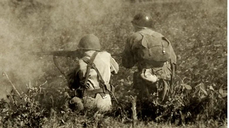 Soldiers in World War Two battle