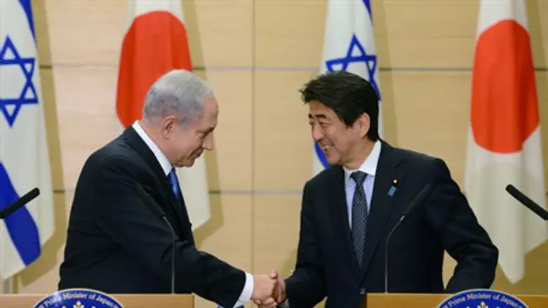 Binyamin Netanyahu and Japanese PM Shinzo Abe