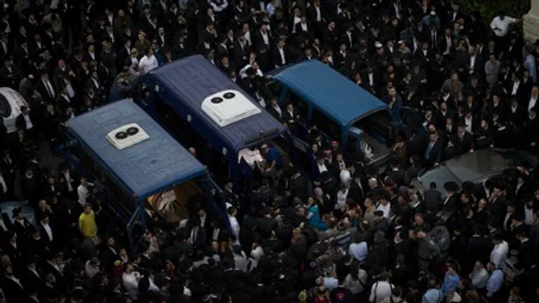 Funeral of Har Nof victims (file)