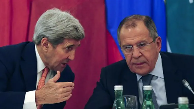 Kerry and Lavrov at meeting in Vienna on Syria (file)