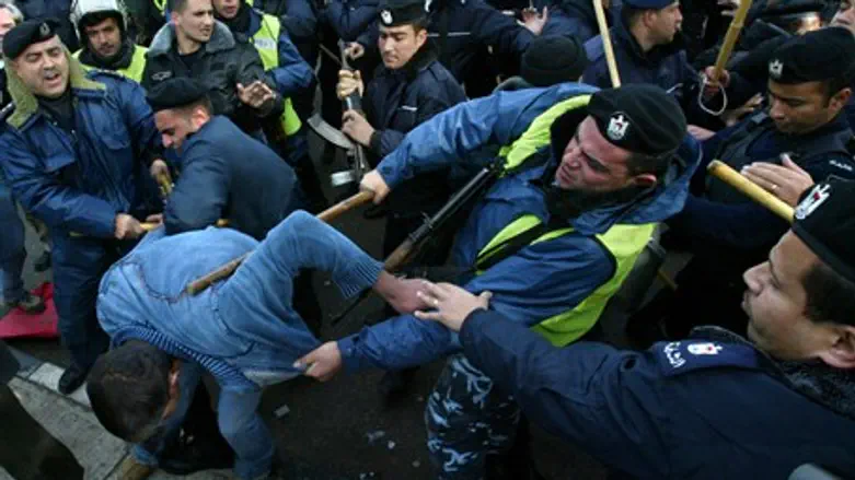 PA Security Force beats protester (file)