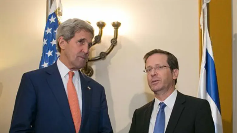 Yitzhak Herzog and John Kerry