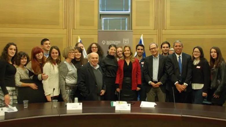  Jewish Agency Chairman Natan Sharansky and Co-Chair of the Knesset Caucus for Strengtheni
