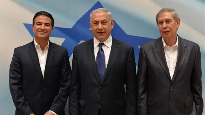Yossi Cohen, Prime Minister Netanyahu and Tamir Pardo