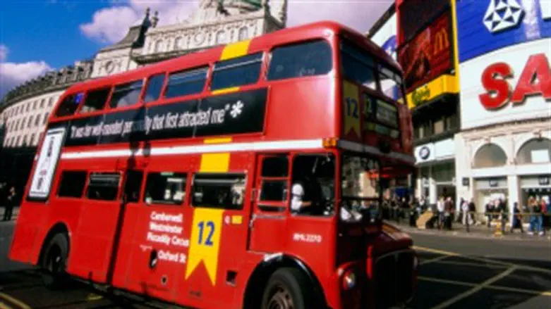 Bus in London (illustration)
