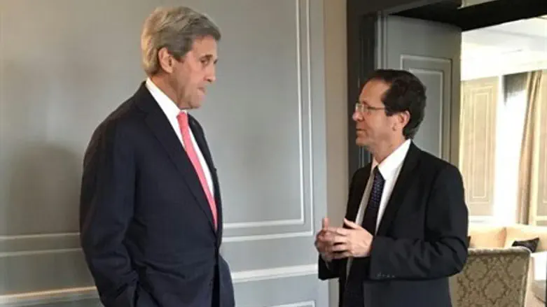 John Kerry, Yitzhak Herzog