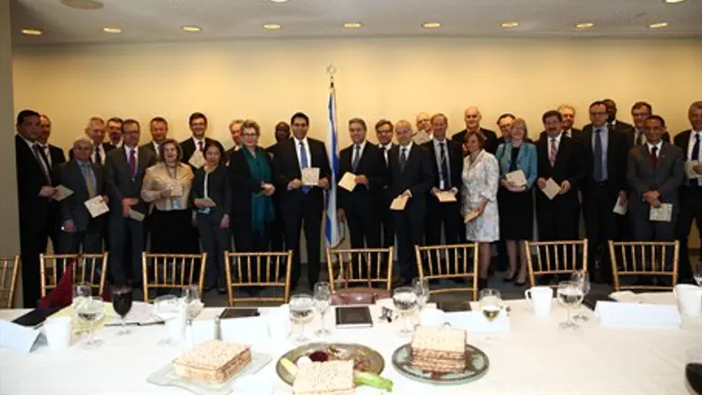Passover Seder at the UN