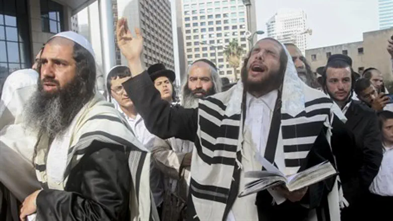 Demonstration in support of Rabbi Eliezer Berland
