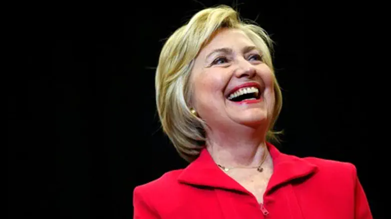 Clinton campaigns in Kentucky