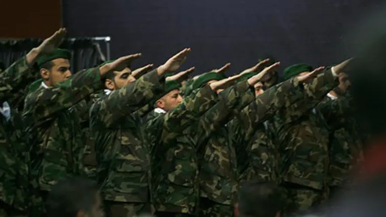 Hezbollah terrorists give Nazi salute