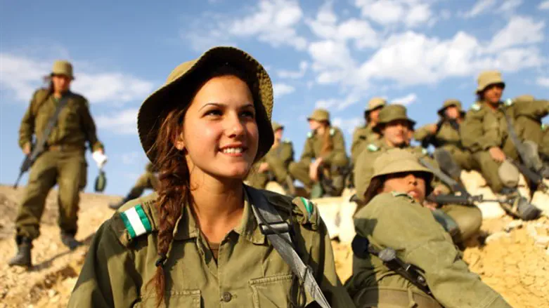 Female soldiers (illustrative)