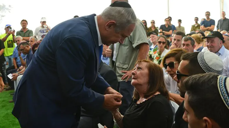 Netanyahu and Zehava Shaul