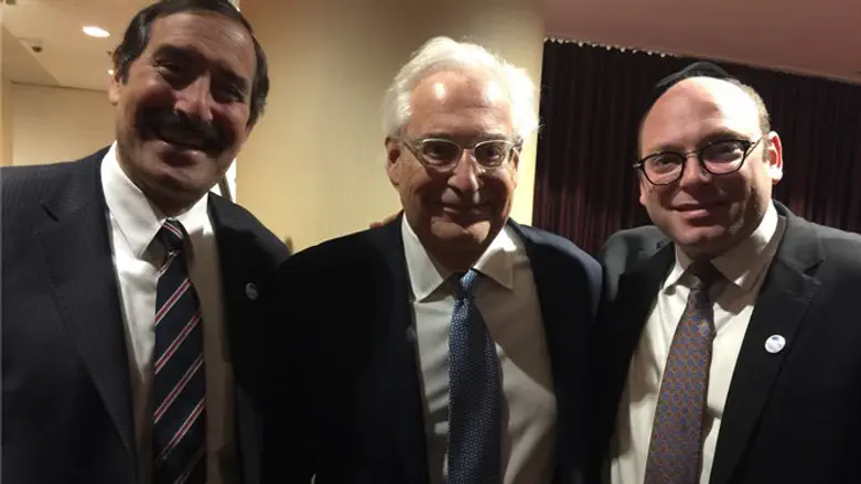 Friedman with members of Orthodox Jewish Chamber of Commerce