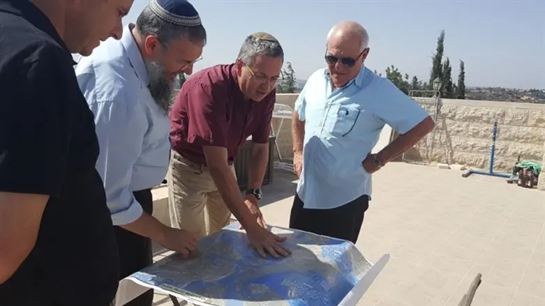 Haim Katz visits Netiv Ha'avot