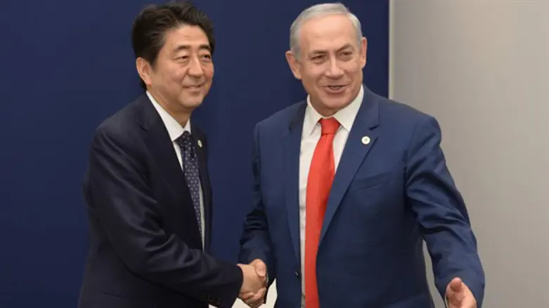 PM Netanyahu with Japanese PM Shinzo Abe
