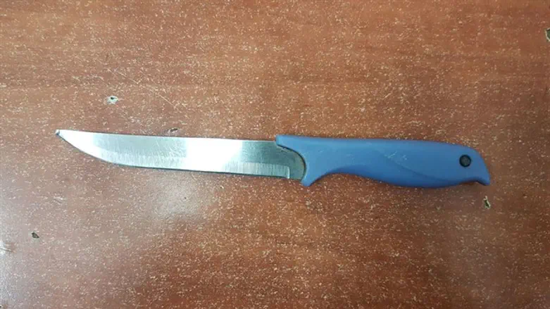 Knife found on Arab suspect yesterday