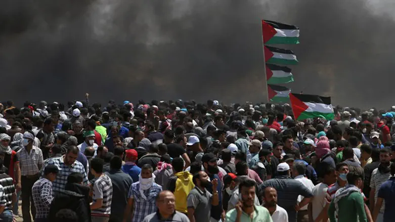 Clashes on Gaza border