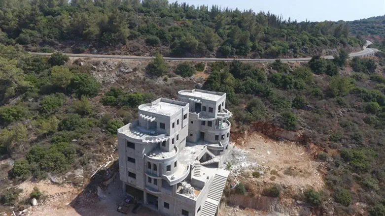 Illegal building in Galilee