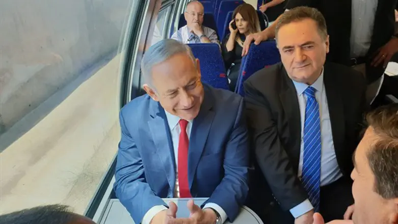 PM Netanyahu and Transportation Minister Yisrael Katz