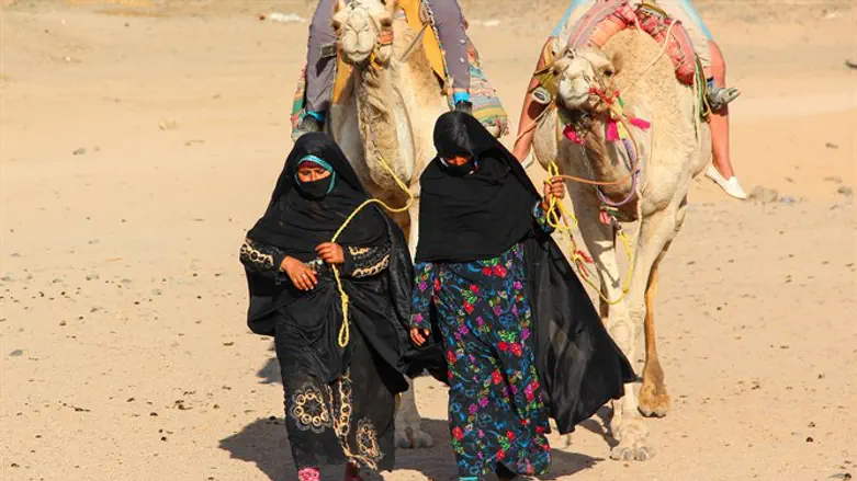 Women-cameleers from Bedouin village