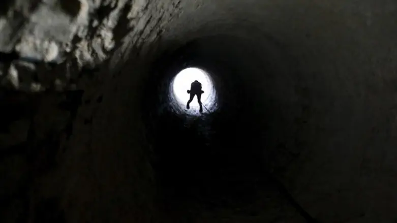 Smuggling tunnel beneath border between Egypt and Gaza