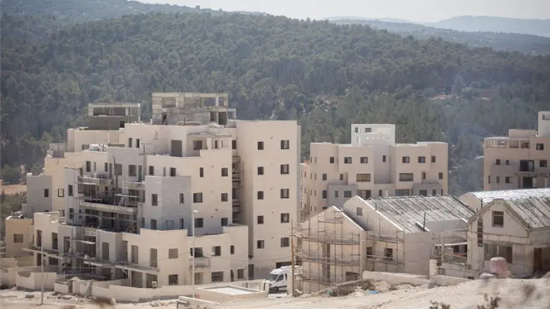 Building Beit Shemesh