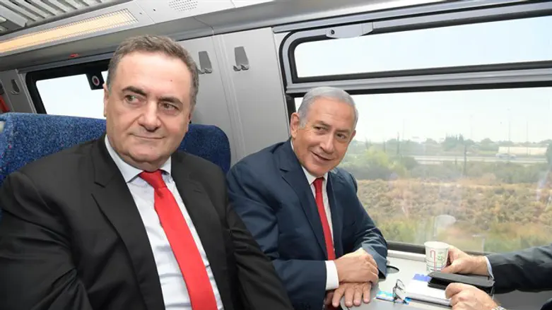 Netanyahu, Katz test high speed train