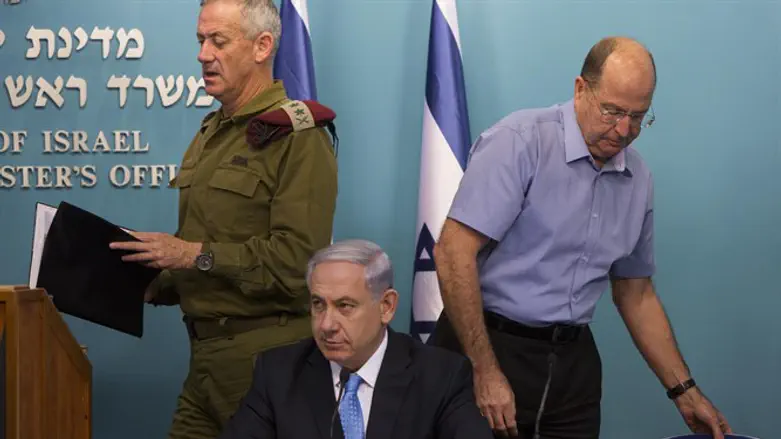 Benny Gantz, Moshe Ya'alon, Binyamin Netanyahu