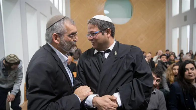 Itamar Ben-Gvir (right) and Michael Ben-Ari in Supreme Court Thursday
