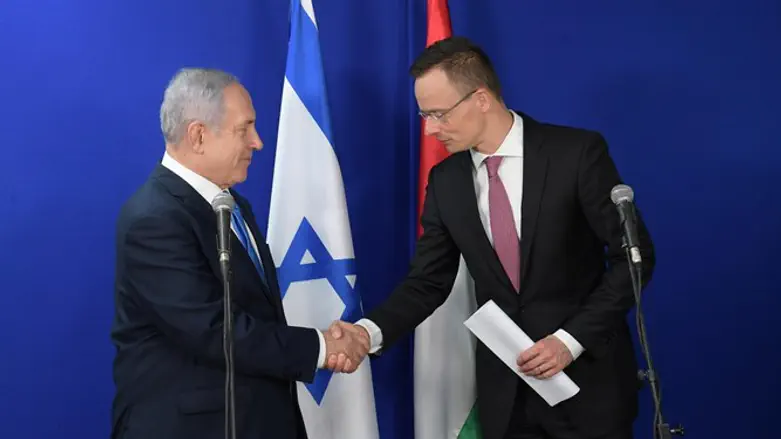 Netanyahu with Hungarian Foreign Minister