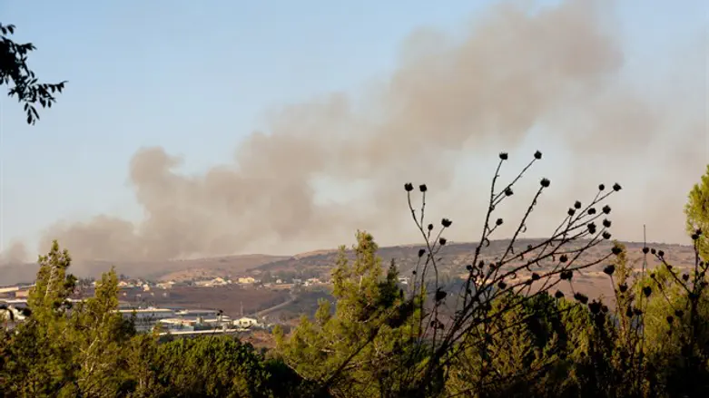 smoke rises after incident on Lebanese border (archive)