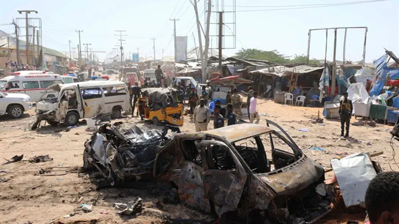Scene of bombing attack in Mogadishu